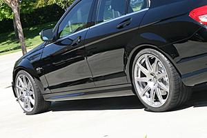 Teaser pic - my new wheels be installed on Sat-img_0670.jpg