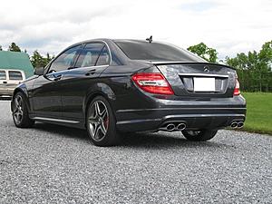 The Official C63 AMG Picture Thread (Post your photos here!)-c63-lrcorner.jpg