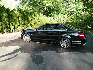 Picked it up today 2011 C63, P31, CF Trim, etc., etc.--finally-mb-tint-001-medium-.jpg