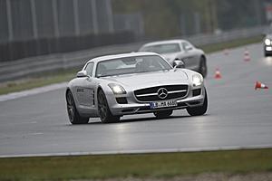 Pics from AMG Academy Event last month-amg_adv_brno_05.-07.2010_144.jpg