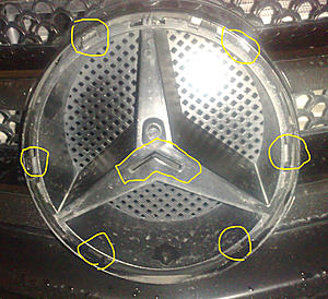 can not remove star from front grill-2.jpg