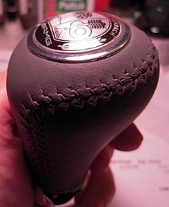 Classic emblem for shift knob and control knob-s-19-1-le-028-c-all-leather-2.jpg