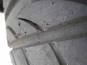What's wrong with my Tire??-p1010088.jpg