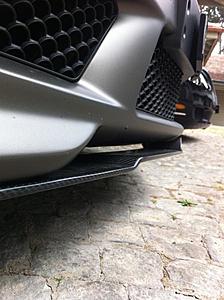 C63 - Grey Matte (w/ black &amp; yellow &amp; carbon)-carbonfrontlip2.jpg