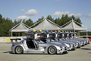 Driving the SLS GT3 - in-car video and telemetry-1024_11c973_023.jpg