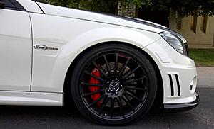 The Official C63 AMG Picture Thread (Post your photos here!)-img-20110930-00050.jpg