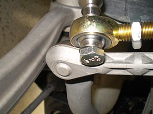 The reason to use adjustable sway bar end links-p1010152.jpg