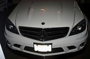 c63 Hood Emblem-pict5066.jpg