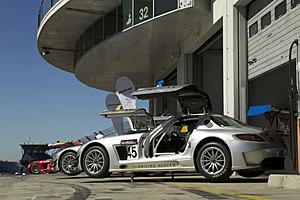 More time in the SLS GT3 - just checking in-sls-gt3-10-.jpg