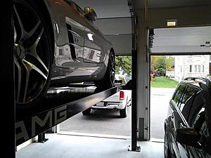 Four post lift for my AMG-20121020_145449.jpg