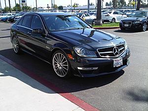 The Official C63 AMG Picture Thread (Post your photos here!)-img-20120930-00067.jpg