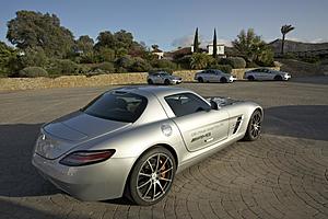 End of year AMG event - C Black and AMG Private Loungs Day at Ascari-amg-private-lounge-ascari-2012-022.jpg