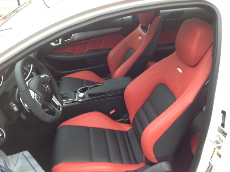 C63 With Black Red Interior Mbworld Org Forums