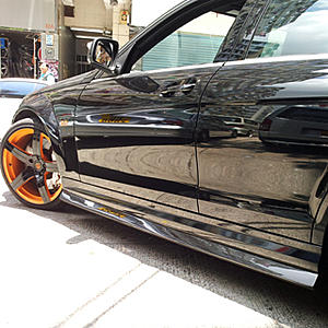 C63 coupe 2012 - OEM parts for sale-c63-sideskirt1.jpg