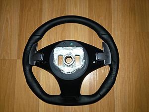 FS: W204 C63 AMG Steering Wheel-img_2516.jpg