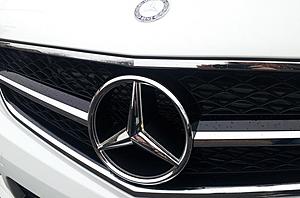 Illuminated Mercedes Star / Emblem -  How many came stock?-20131126_140547.jpg