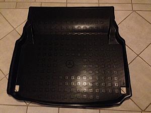 Sold Car - Selling some items-trunk-mat.jpg