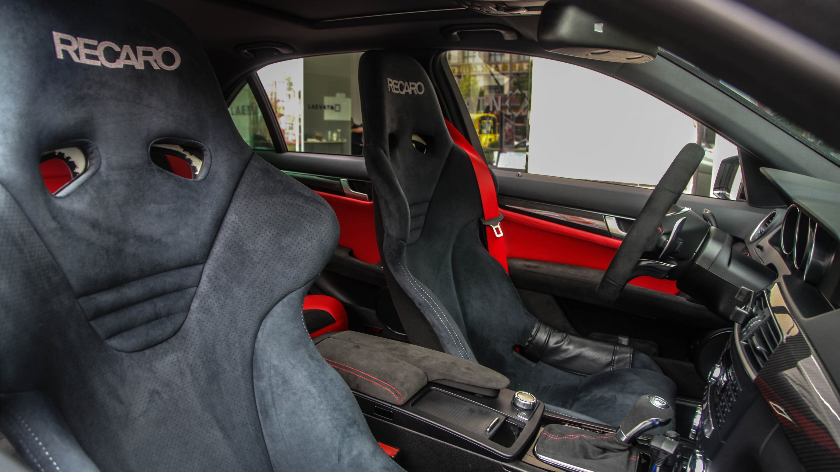 W204 c63 outlet seats