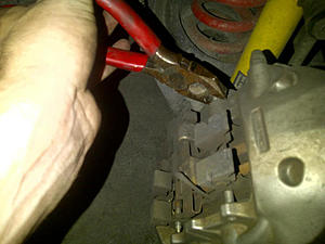 How to: Replace Brake Pads-img-20110819-00160.jpg