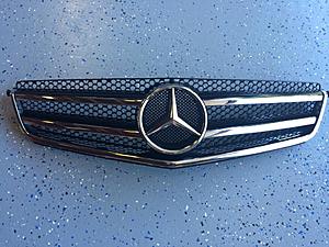 FS: Some parts off my previous C63-grill_front_zps8ab54faa.jpg