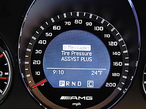 Does Your C63 Have TPMS Display-img_1012.jpg