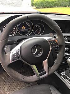 Plaid interior on 507?-c63-steering-wheel.jpg