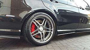 AMG Red Calipers Color Code?-20170825_093818_1504383292545_resized.jpg
