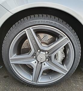 Winter boots and snow tyres-20201214_162214.jpg
