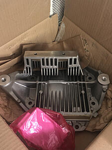 OEM Rear finned differential cover FS-photo466.jpg