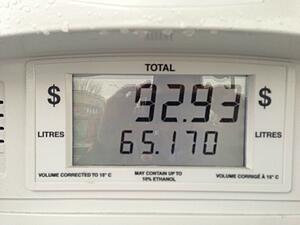 How many gallons does the C63 hold?-trhnfb5.jpg