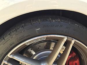What tires did your C63 come with?-img_0472.jpg