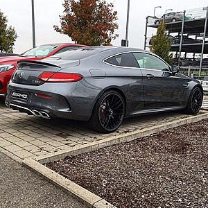 Mercedes-AMG C63S Coupe in Selenite Grey (PICS)-d3oyi6l.jpg