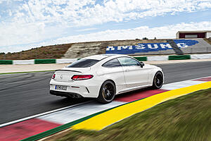 Mercedes-AMG C63 S Coupe reportedly leaks out early (PICS)-6znutep.jpg