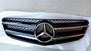 FS: C204 OEM Sport Grille Black-20160409_133816.jpg