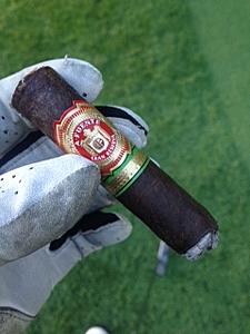 Any smokers?-fuente.jpg