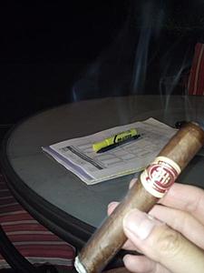 Any smokers?-img_20130924_222721_494_zps27c1e644.jpg