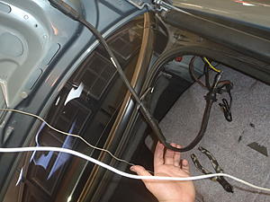 Can't Open Trunk - '05 CL500-pc260428.jpg