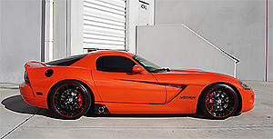 My new look- Black Bison..-srt-viper-caliper.jpg