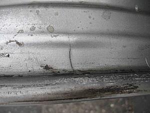 Wheels-crack.jpg