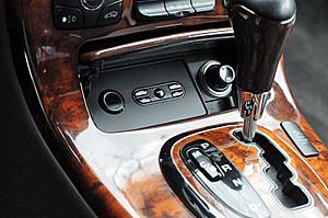 Alcantara-uploadsgallerymercedesbenzcl55_3image23copy.jpg