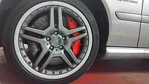 Painted the Calipers tonight - Jury is not just out, they are likely laughing.-20140922_205046_zpso00qlxtp.jpg