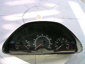 FS: OEM instrument cluster for W210 and W208-dscn4236.jpg