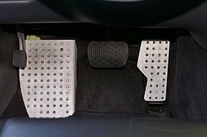 Custom Pedal Set for C32 or W203 sedan-pict0009.jpg