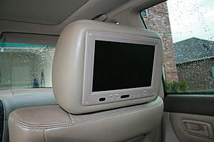 FS: 2 x 9" Widescreen Tan Leather Headrest monitors and DVD player-img_2049.jpg