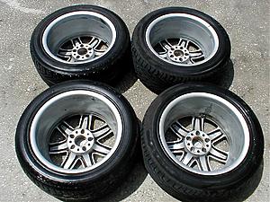 Original SL500 wheels w/tires R230-tire-set-inside.jpg