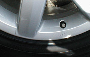 Original SL500 wheels w/tires R230-scratches.jpg
