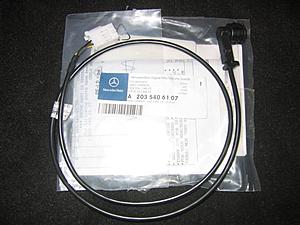 Fs : W203 Aux Cable For Ipod Or Mp3 Player-img_1033.jpg