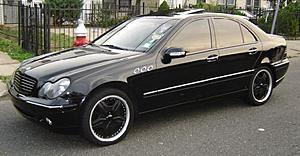 w203 C class SMOKED TAIL AND BLACK GRILL-vents.jpg