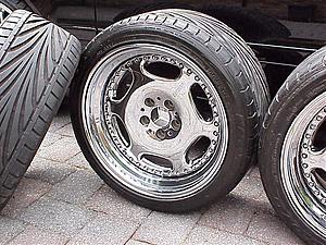 18in Mercedes Benz AMG wheels w/tires (NJ, USA)-mvc-387l.jpg