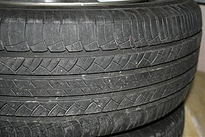 R Class Wheels and Tires - only 5K miles!-136.jpg